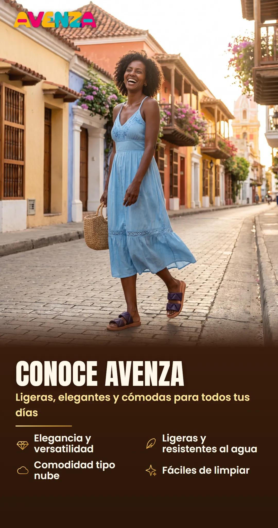 Mujer sonriente camina por una calle colonial con sandalias AVENZA Brisa